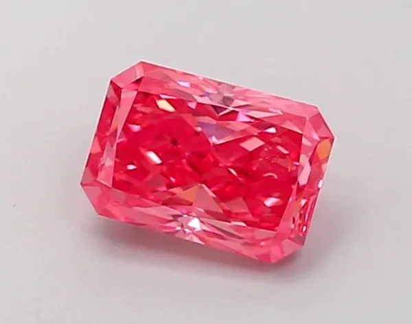 1.01ct RADIANT Fancy Vivid Pink VS2 Coloured Lab diamond