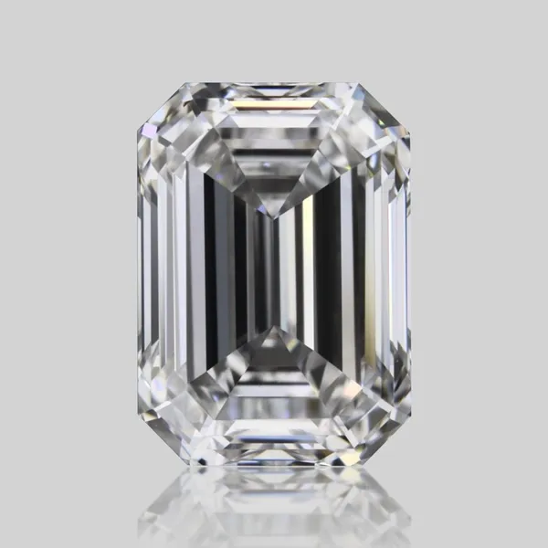 0.7ct EMERALD D VVS2 Natural diamond