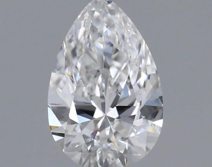 0.30ct PEAR E VVS1 Natural diamond
