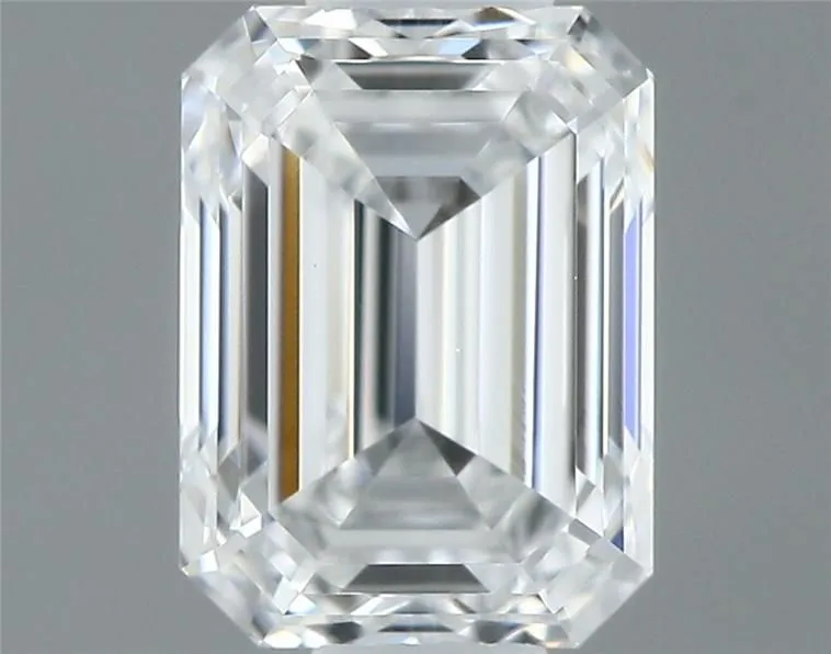 0.40ct EMERALD D VVS2 Natural diamond
