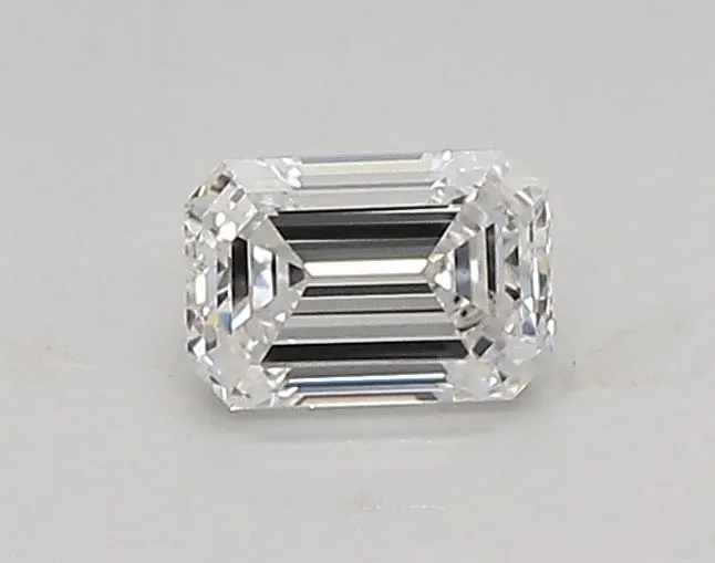 0.31ct EMERALD D VVS2 Lab Grown diamond