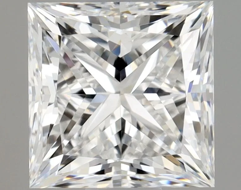 0.90ct PRINCESS E VVS1 Natural diamond