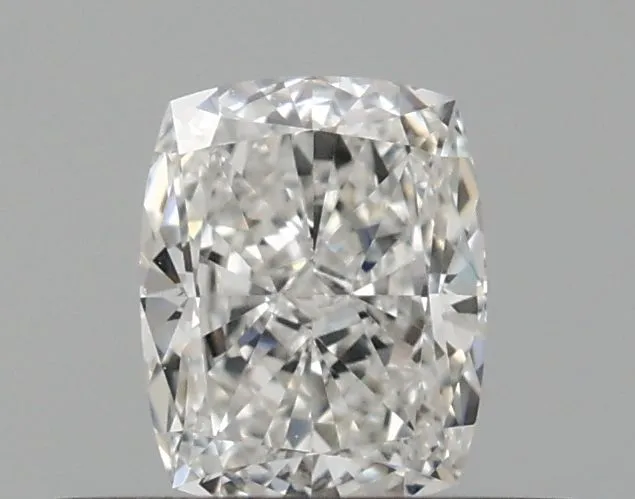 0.37ct CUSHION G VVS1 Natural diamond