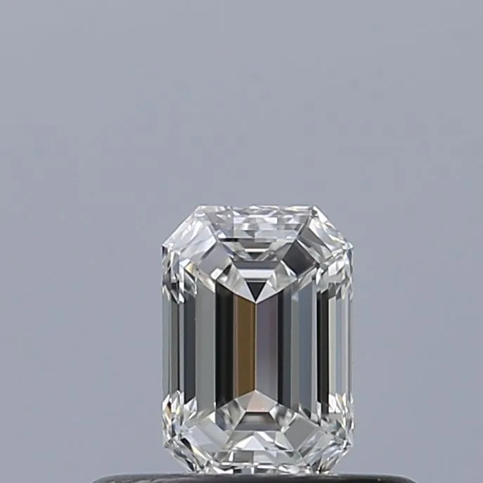 0.32ct EMERALD F VVS1 Natural diamond