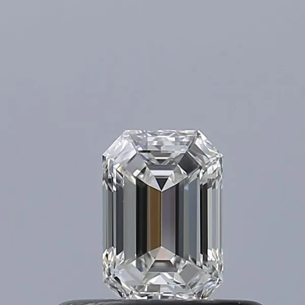 0.32ct EMERALD F VVS1 Natural diamond