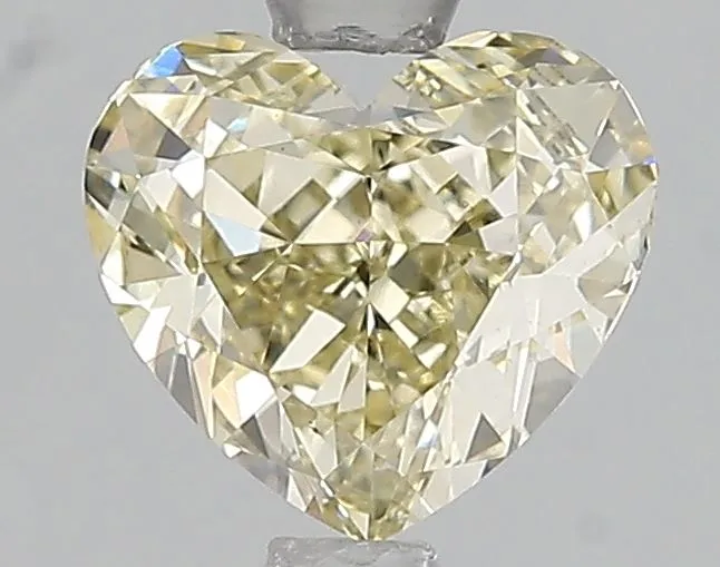 1.50ct HEART Fancy Light Yellow VS2 Coloured Lab diamond