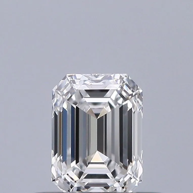 0.40ct EMERALD E VVS1 Natural diamond