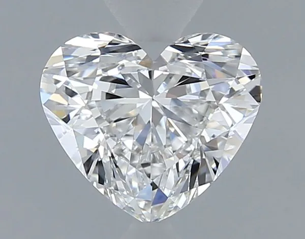 0.7ct HEART D VVS2 Natural diamond