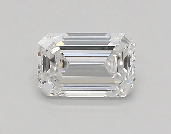 0.65ct EMERALD D VVS1 Lab diamond