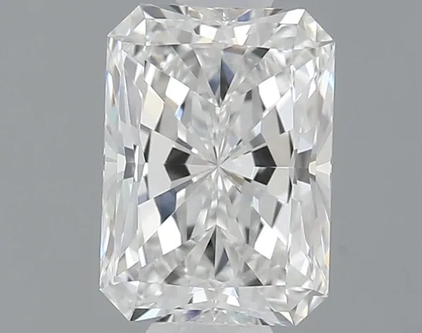 0.62ct RADIANT E IF Natural diamond