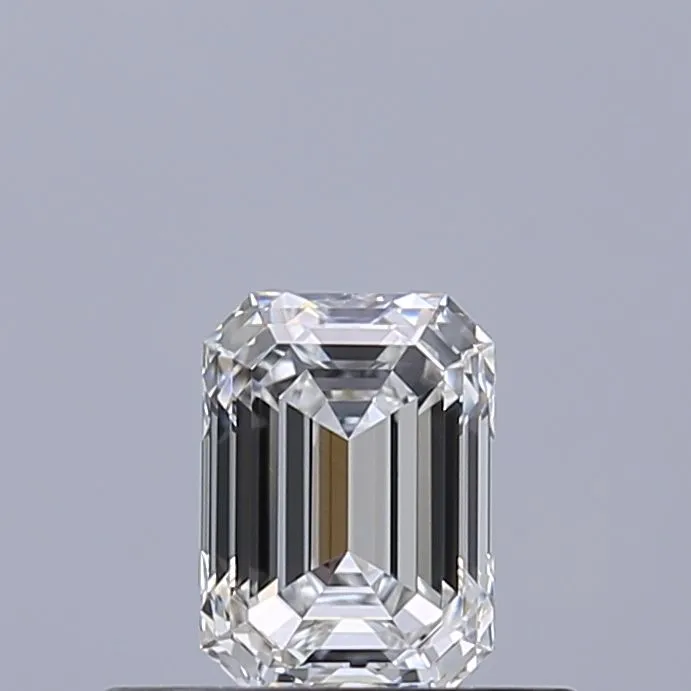 0.40ct EMERALD E VVS1 Natural diamond