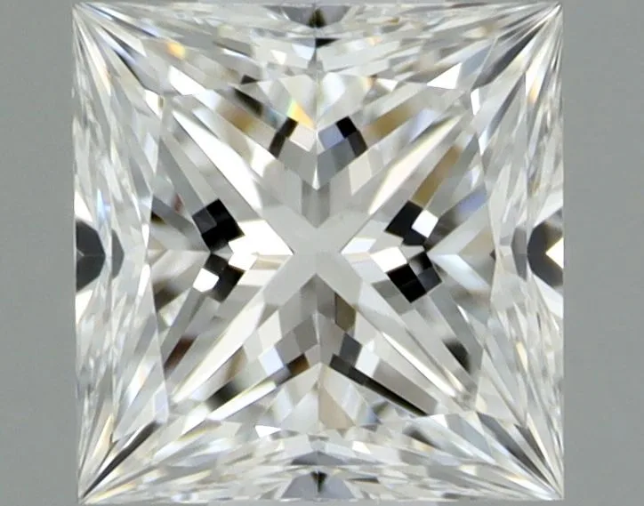 0.38ct PRINCESS D VVS2 Natural diamond