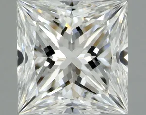 0.38ct PRINCESS D VVS2 Natural diamond