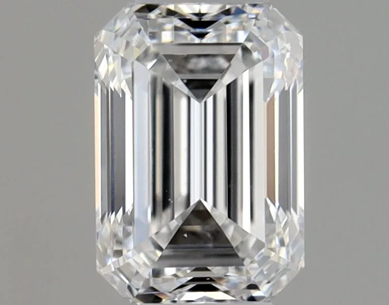 0.40ct EMERALD D VS2 Natural diamond