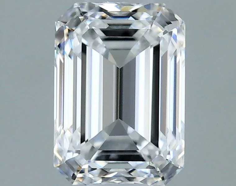 0.40ct EMERALD D VVS2 Natural diamond