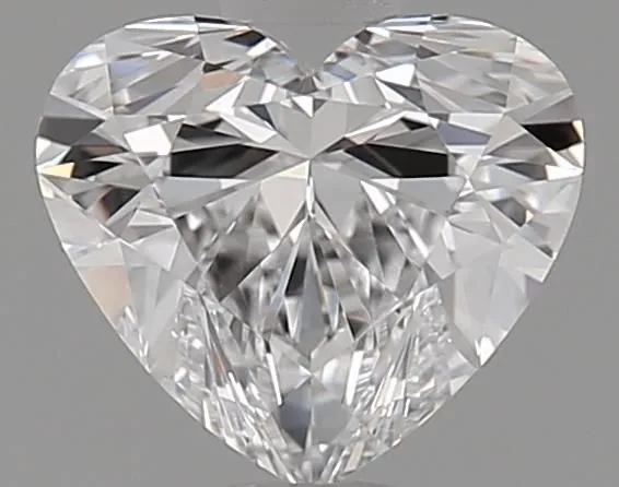 0.9ct HEART D VVS2 Natural diamond