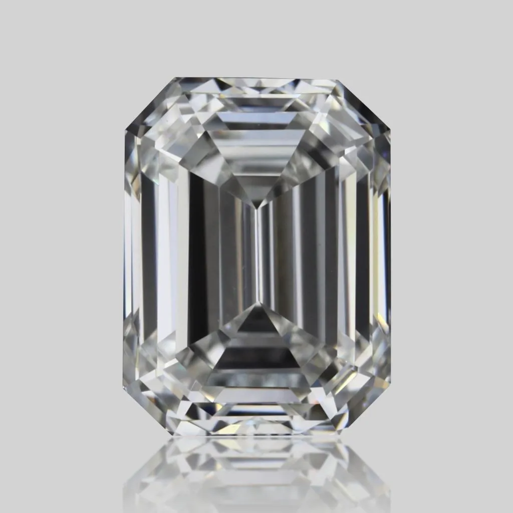 0.70ct EMERALD F VS1 Natural diamond