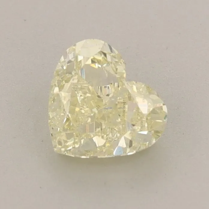 0.81ct HEART Fancy Light Yellow VVS1 Coloured Lab diamond
