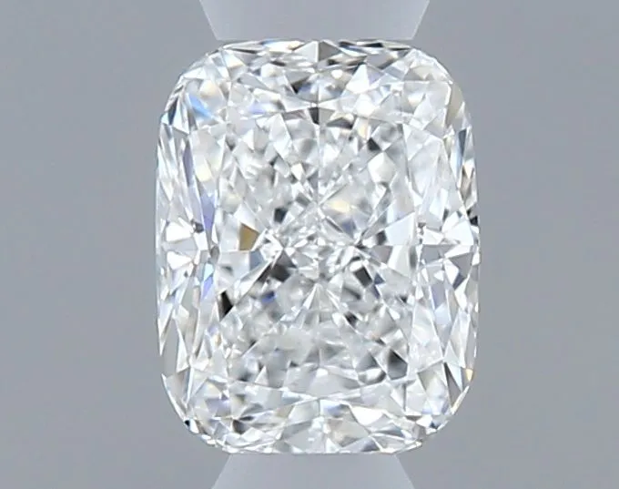0.30ct CUSHION E VVS1 Natural diamond