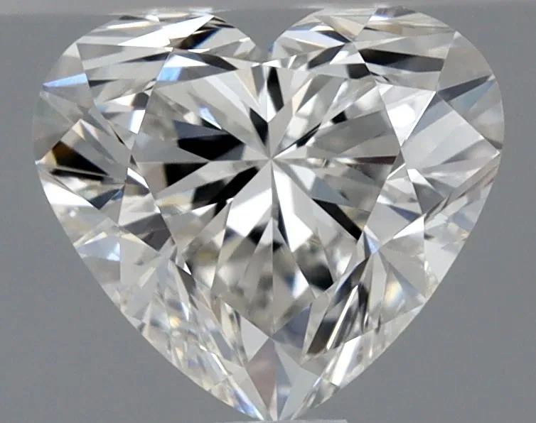 0.76ct HEART G VVS2 Natural diamond