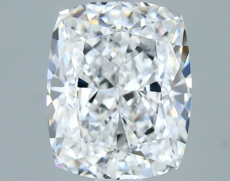 0.70ct CUSHION D IF Natural diamond