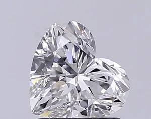 1.05ct HEART G VVS2 Lab diamond