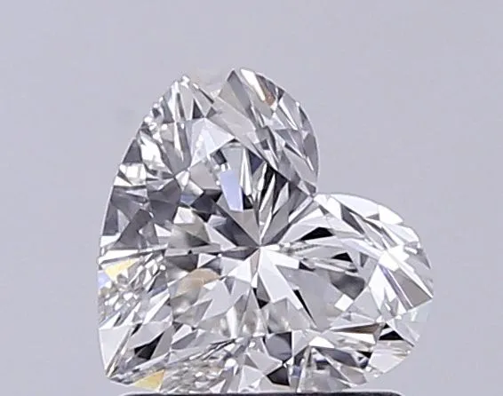 1.05ct HEART G VVS2 Lab diamond