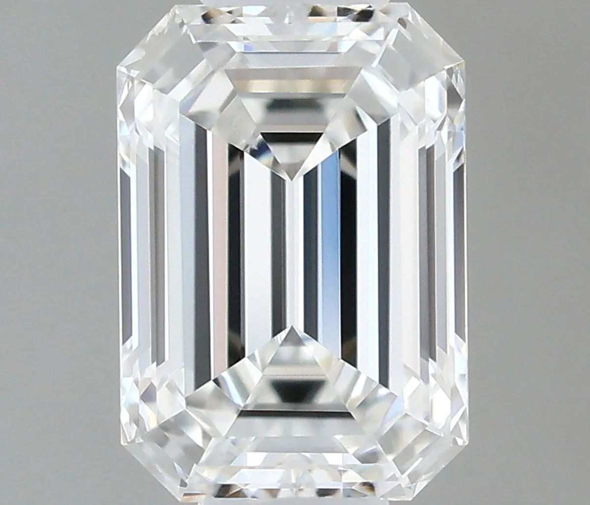 0.41ct EMERALD F SI1 Natural diamond