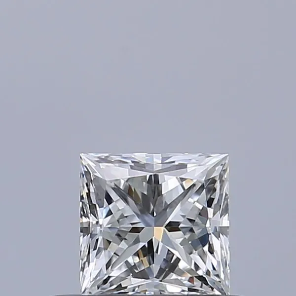 0.39ct PRINCESS D VVS1 Natural diamond