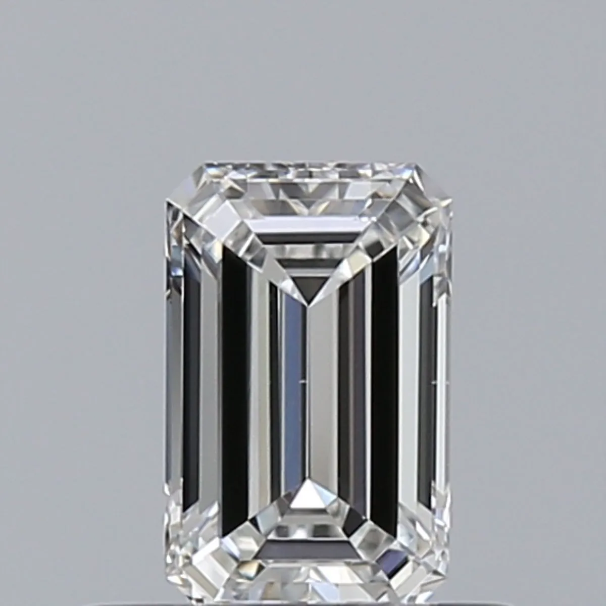 0.41ct EMERALD F VS2 Natural diamond