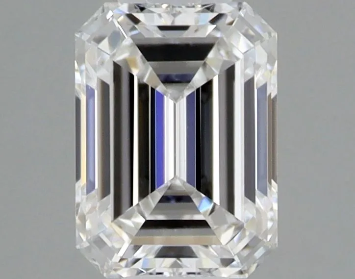 0.46ct EMERALD E VVS2 Natural diamond