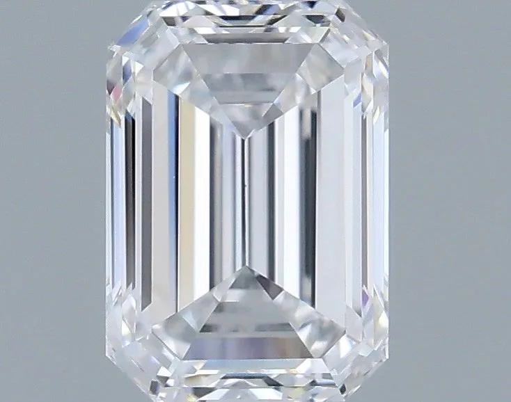0.70ct EMERALD E VS2 Natural diamond
