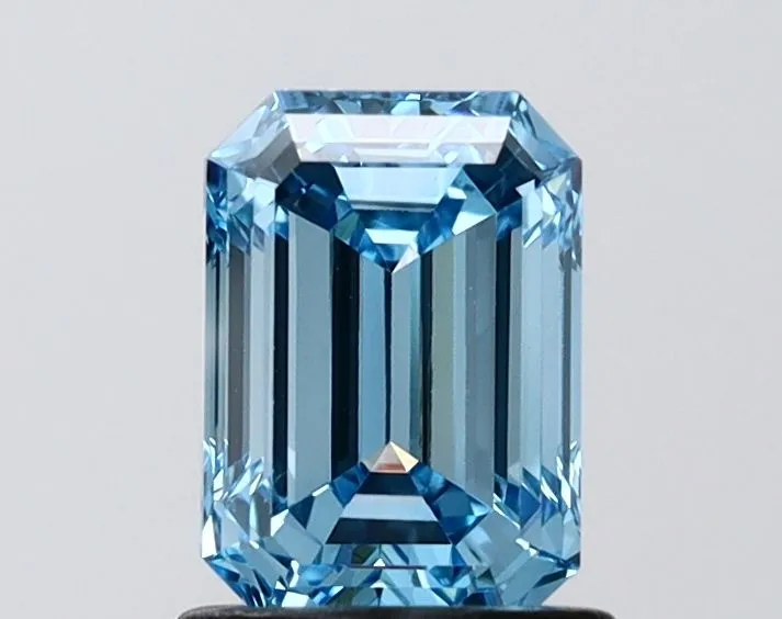 1.26ct EMERALD Fancy Vivid Blue VVS2 Coloured Lab diamond