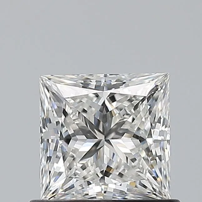 0.72ct PRINCESS G VVS2 Natural diamond