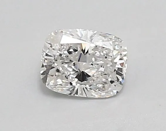 0.63ct CUSHION D VVS2 Lab diamond