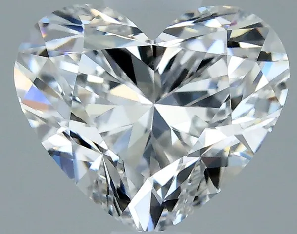 0.5ct HEART E VS2 Natural diamond