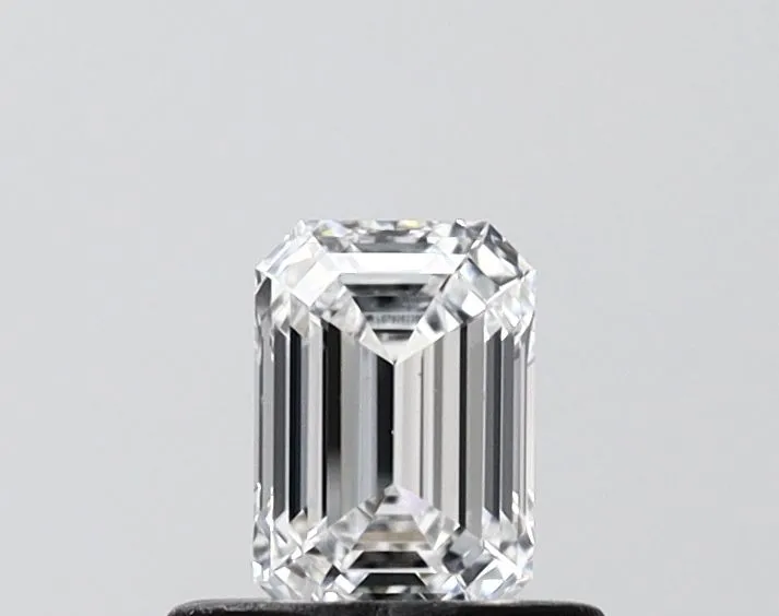 0.54ct EMERALD D VVS2 Lab Grown diamond