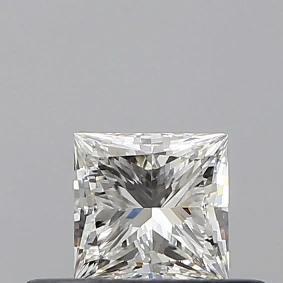 0.3ct PRINCESS H VVS2 Natural diamond