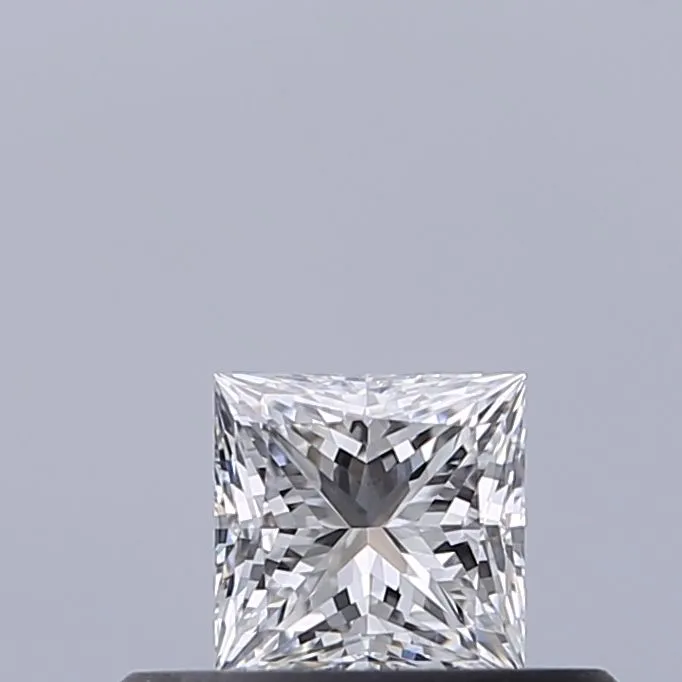 0.30ct PRINCESS D VVS2 Natural diamond