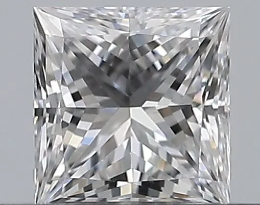 0.35ct PRINCESS D VVS2 Natural diamond