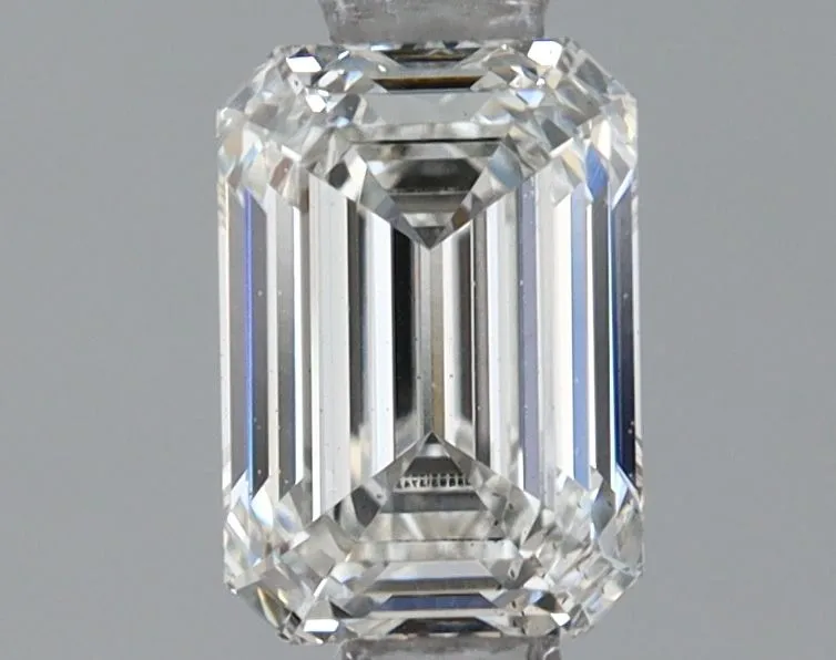 0.72ct EMERALD F VS2 Lab Grown diamond