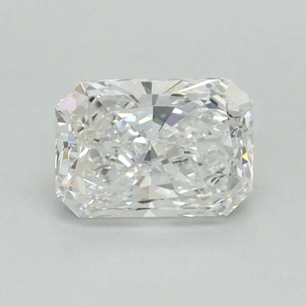 0.69ct RADIANT E VS1 Lab diamond