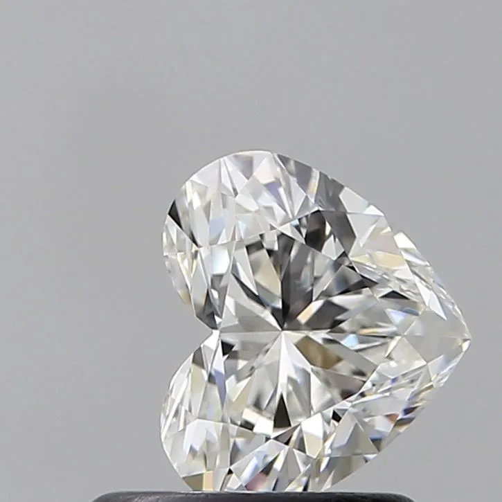 0.70ct HEART G VVS1 Natural diamond