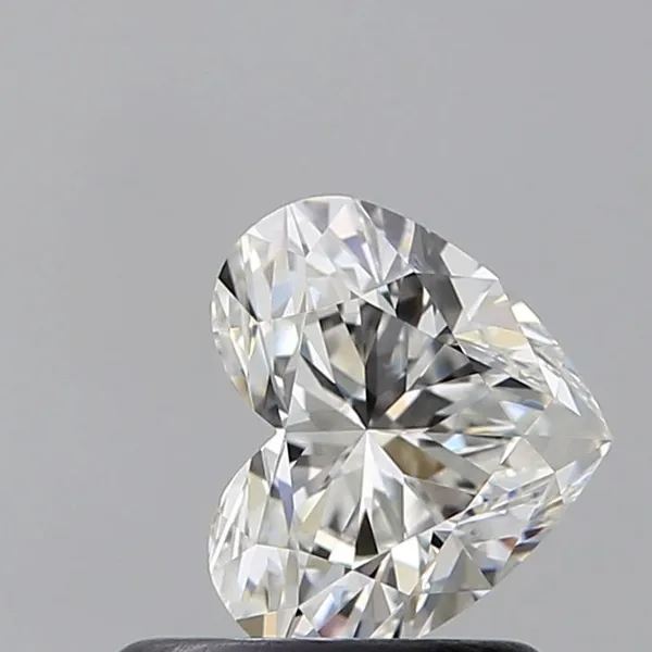 0.7ct HEART G VVS1 Natural diamond