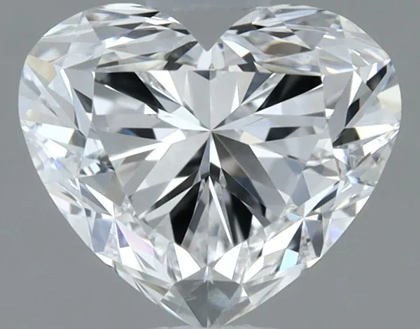 0.7ct HEART E VVS1 Natural diamond