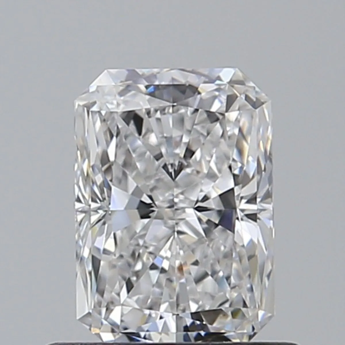 0.70ct RADIANT D VS1 Natural diamond