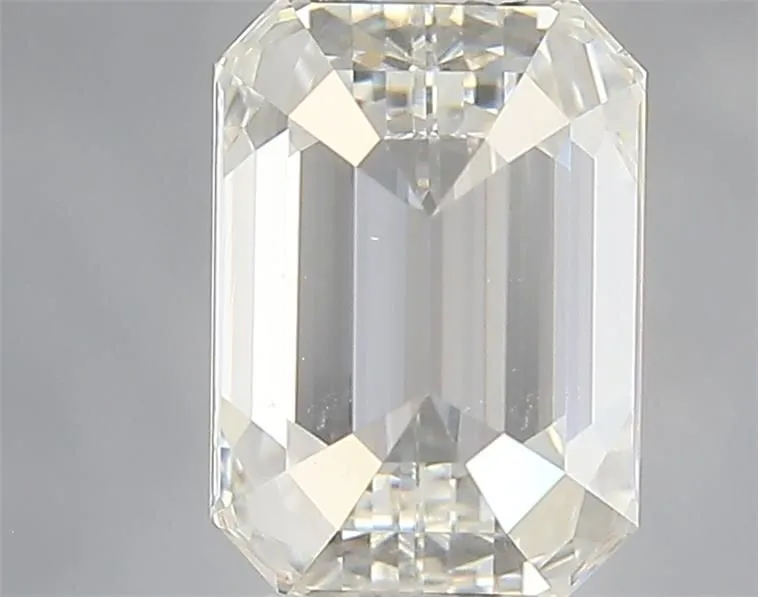 0.70ct EMERALD H VS2 Natural diamond