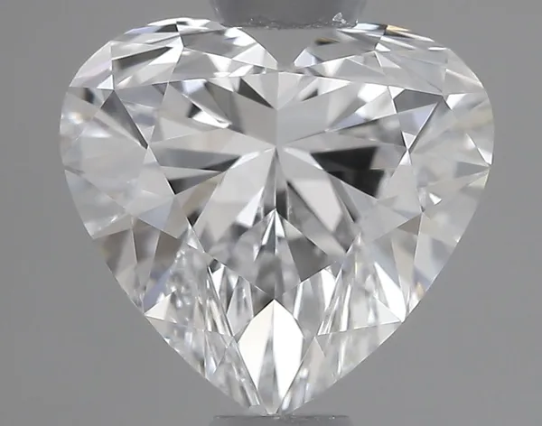 0.7ct HEART D VS2 Natural diamond