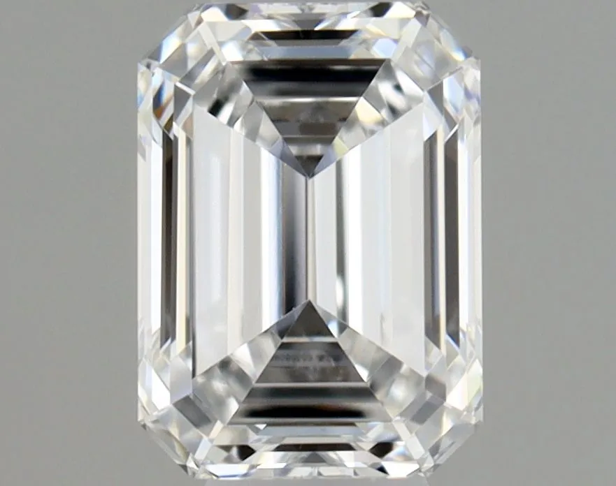 0.32ct EMERALD E VVS1 Natural diamond