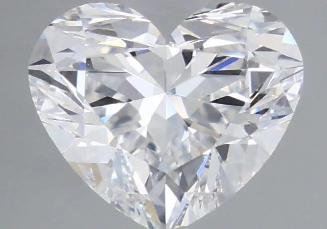 0.77ct HEART D VVS2 Natural diamond